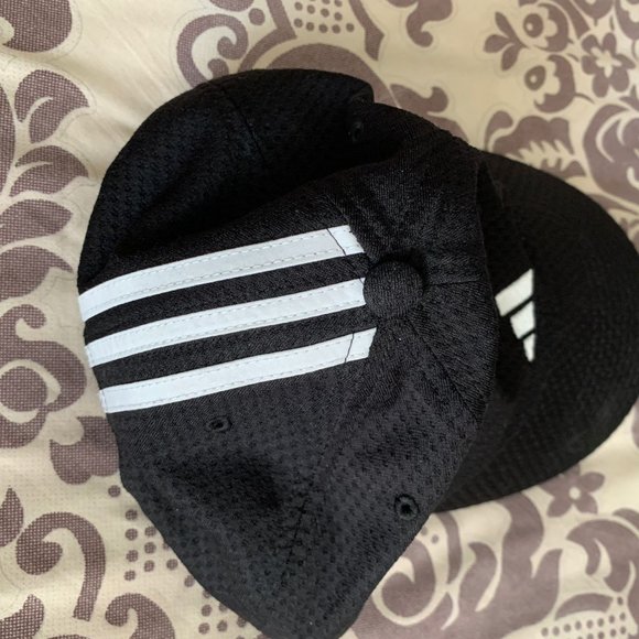 ADIDAS Baseball Cap Black White logo - Picture 4 of 6